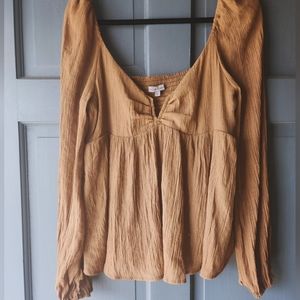 Size Large V Cut Top